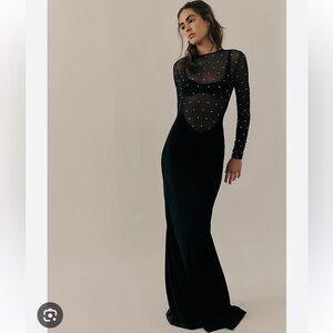 Retrofete Black Velvet “Deryn” Gown